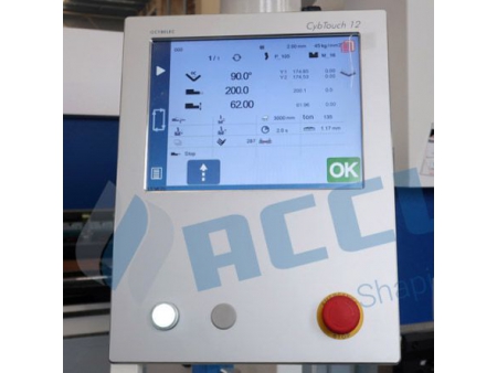 Plegadora CNC, con Sistema CybTouch 12 PS