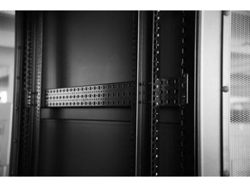 Gabinete para servidor 42U / 47U