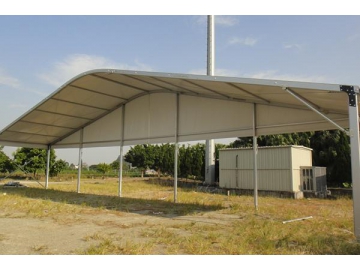 Carpa comercial curvada de 30×5m