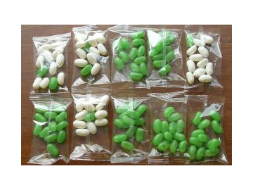 Máquina formadora, llenadora y selladora automática de paquetes de pastillas