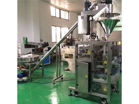 Máquina llenadora y selladora de polvos vertical