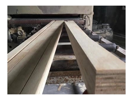 Contrachapado LVL   (Laminated Veneer Lumber)