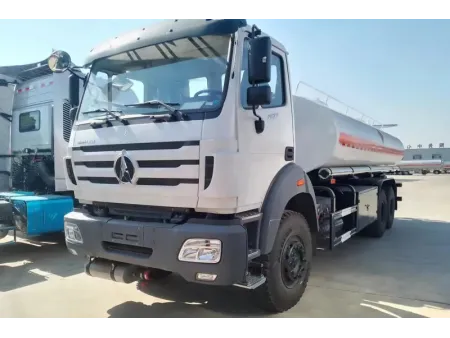 Camión cisterna de combustible 6×4