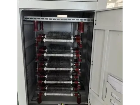 Resistencia de puesta a tierra del neutro (NGR)