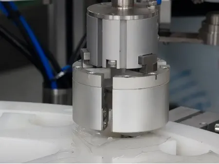 Llenadora monobloque automática