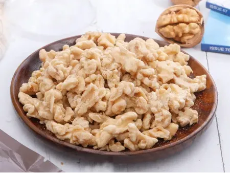 Nueces Peladas y Sazonadas