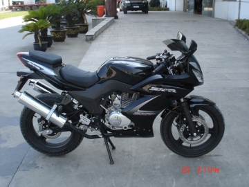 Moto de carreras BD150-20-I