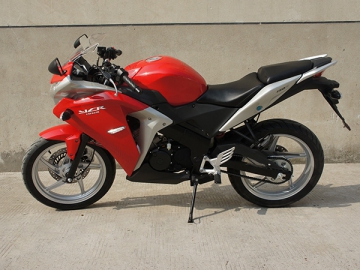 Moto de carreras BD150-20-IV