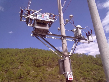 Transformador de energía sumergido en aceite de poca pérdida