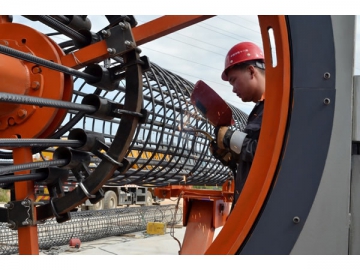 Máquina soldadora para el armado de tubos